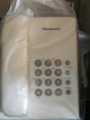 PANASONIC KX-TS500MXW  เครื่องโทรศัพท์ธรรมดาสายเดียว รูปที่ 1