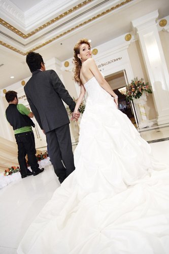 รับถ่ายภาพ wedding ในราคาที่คุณพอใจครับ รูปที่ 6