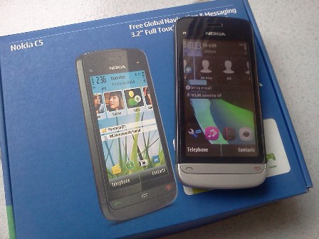 Nokia c5-03 สีดำ-เงิน 3,000 ถ้วนจ้า รูปที่ 1