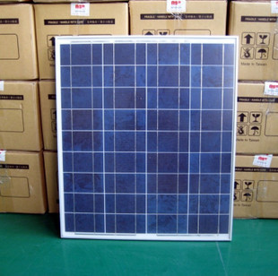 โซล่าเซลล์ พลังงานแสงอาทิตย์ Poly-Crystalline Silicon Solar Cell Module 40-45W (มาตราฐานยุโรป IEC TUV) ราคาส่ง 3 แผง ขึ้ รูปที่ 1