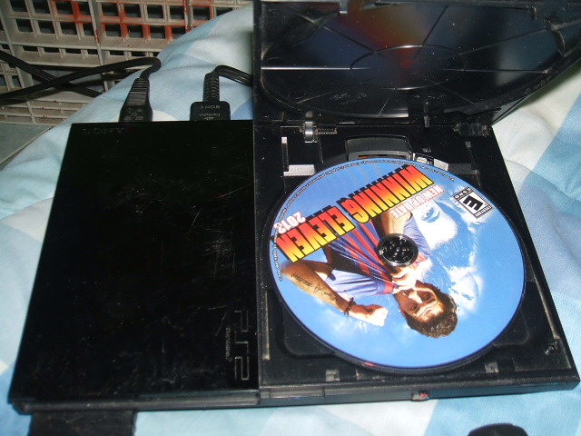 Ps2 ต้องการขาย Play2 1500 บาท (มีภาพประกอบ)เล่นได้ ล้าน% มี 2 จอยอนาล๊อค รูปที่ 3