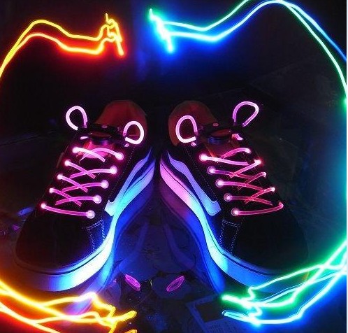 ขายส่งเชือกรองเท้า LED มีไฟ เรืองแสง ราคา 150 บาท ฮิตที่สุดในเกาหลีและญี่ปุ่น รูปที่ 1
