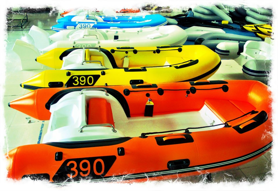 ขายเรือยางท้องไฟเบอร์มาพร้อมกับชุดคอนโทรลพวงมาลัย EZ Cruiser 390 ขนาด 3.9 เมตร รูปที่ 3