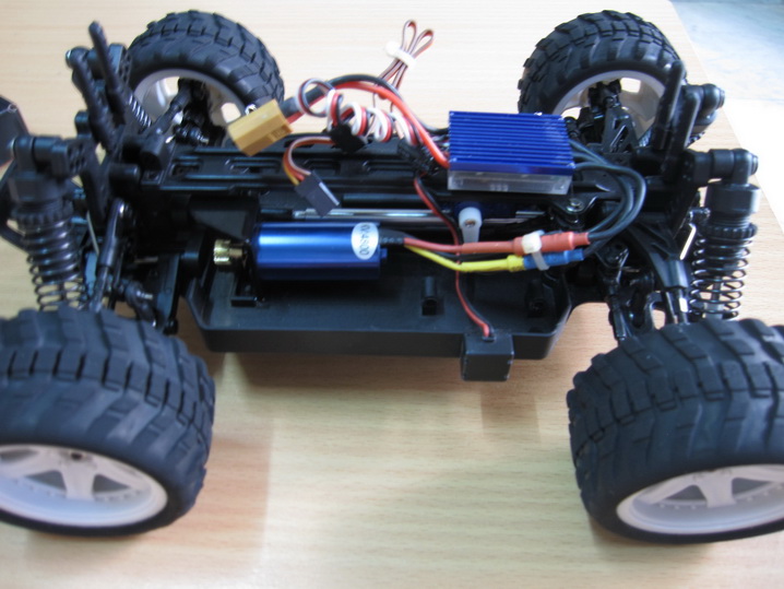 ขาย 1/16 Brushless 4WD Monster Beatle w/ 25Amp System + แบต รูปที่ 4