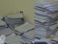 รับทำลายเอกสารความลับ รับซื้อกระดาษจำนวนมาก อุปกรณ์สำนักงาน คุณเพชร 08-1253-3939