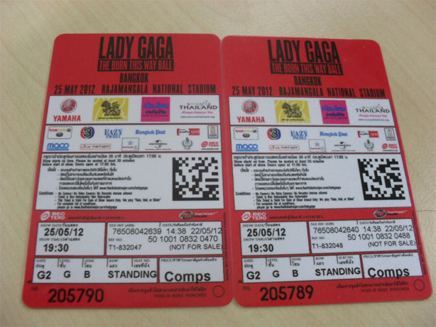 ขายบัตร Lady Gaga ใบละ 4500 บาทค่ะ!!! 2 ใบ 7,500 บาทค่ะ (Zone B ) ถัดจากโซน A เท่านั้น รูปที่ 1
