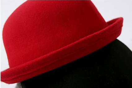 หมวกชาลี สีแดง sale 250 บาท รูปที่ 1