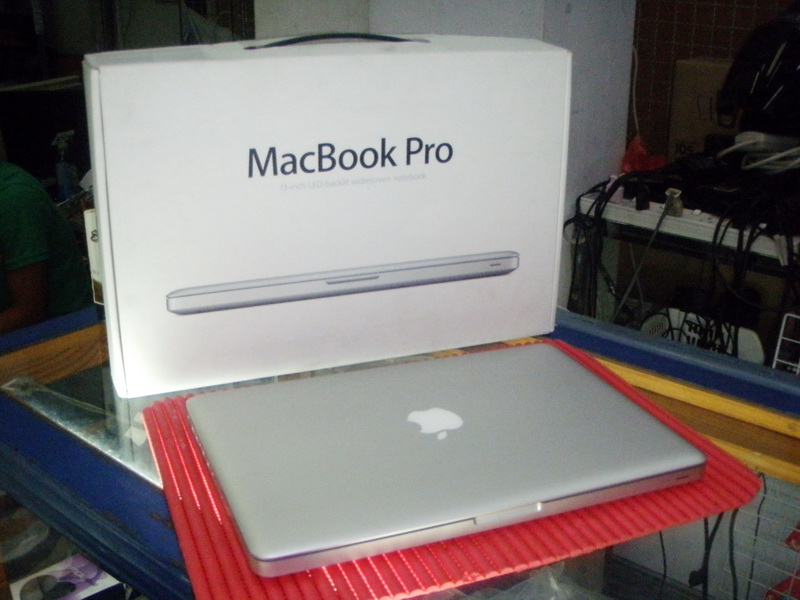 MacBook Pro 13-inch C2D 2.4GHz.Mid 2010 สภาพสวยกริ๊บๆ อุปกรณ์ครบกล่อง มาจัดให้ครับ !! รูปที่ 1