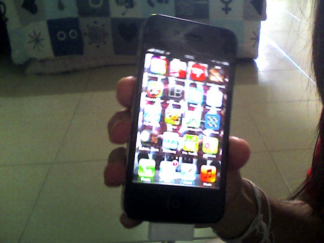 iPhone 4/16GB/สายชาร์จ/หูฟัง/แถมเคส รูปที่ 5
