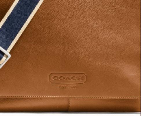 กระเป๋าผู้ชายสะพาย COACH รุ่น  HERITAGE LEATHER MAP BAG F70555 รูปที่ 4