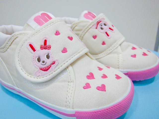 ขายรองเท้า Mikihouse พร้อมส่ง รูปที่ 3