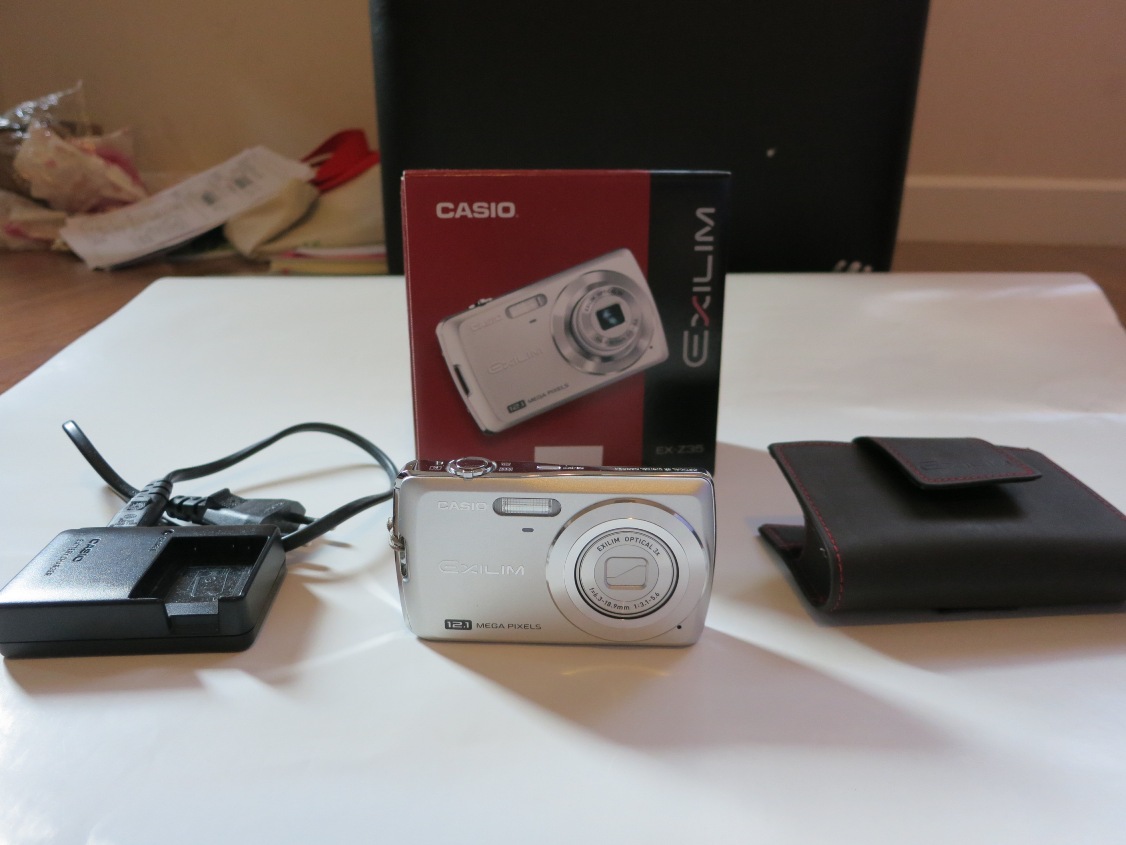 ขายกล้อง Digital Compact CASIO EXLIM EX-Z35 อุปกรณ์ครบ รูปที่ 1