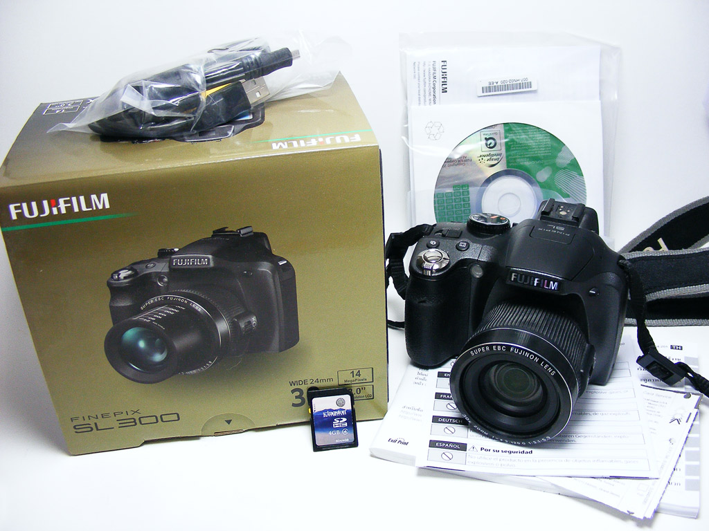 ขายกล้อง Fujifilm FinePix SL300 8500 บาทประกัน 9 เดือน ใช้เองงานสตูล้วน ๆ รูปที่ 1