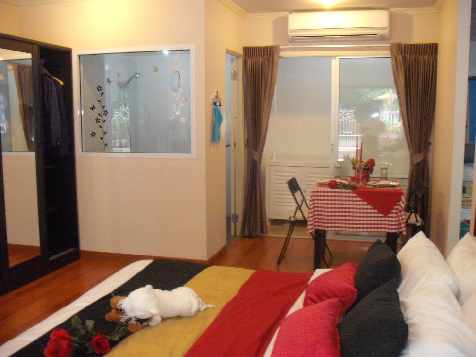 ขายถูกมาก FT. Condo 30 ตร.ม. ถนนสุทธิสาร 29 คอนโดตกแต่งใหม่ พร้อมเฟอร์นิเจอร์ใหม่ครบชุด แอร์ 1 ตัว มีให้เลือกตั้งแต่ชั้น 5-17 ทำเลดีมาก การคมนาคมสะดวก ใกล้สถานีรถไฟฟ้า  รูปที่ 2