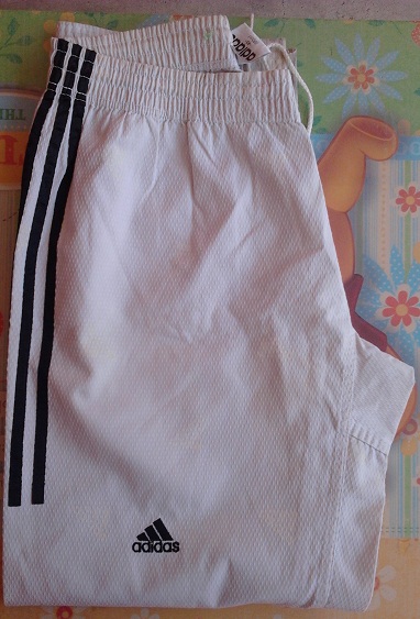 ขายชุดเทควันโด มือสอง Adidas 3 แถบ รูปที่ 3
