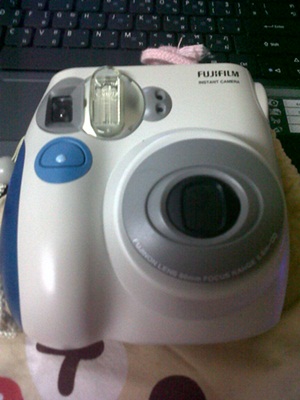 Fuji Instant Film Camera ราคาโดน รูปที่ 1