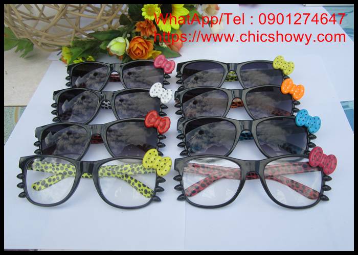 กรอบแว่นคิตตี้ แว่นกันแดดคิตตี้ แว่นคิตตี้ติดโบว์ แว่นคิตตี้ kitty glasses แบบหนวดติดกับตัวแว่น ราคาส่ง 55-75 รูปที่ 3