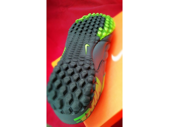 ขายรองเท้า Nike5 Bomba TF 100ปุ่ม รูปที่ 6