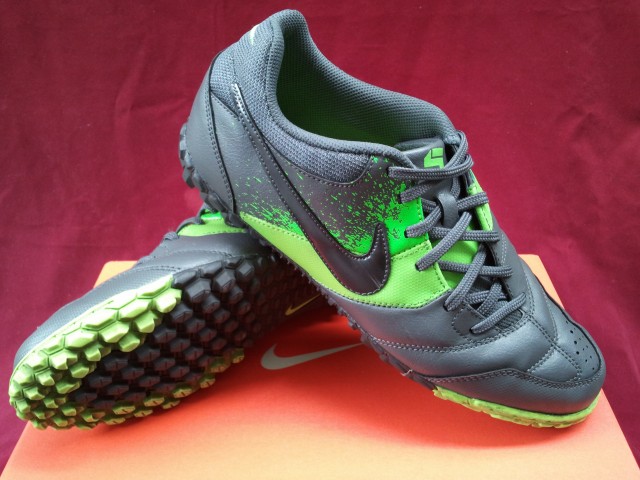 ขายรองเท้า Nike5 Bomba TF 100ปุ่ม รูปที่ 2