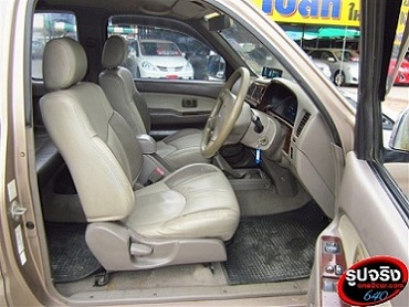 ขายรถกระบะบ้านมือสองเจ้าของเดียว TOYOTA HILUX TIGER D4D EXTRACAB สวยมาก ราคาถูก รูปที่ 7