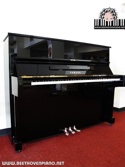 ขายเปียโน YAMAHA U1E (BLK) สภาพสวยใหม่และเสียงดีมากๆ รูปที่ 1