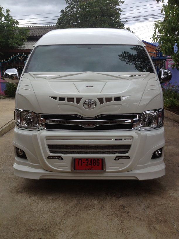 บริการรถตู้ให้เช่า (รถใหม่ ปี2012) V.I.P รับส่งทั่วราชอาณาจักร ทั้งชาวไทยและชาวต่างชาติ รูปที่ 1