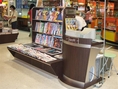 ขาย ชั้นหนังสือ ไม้สวย สภาพดี พร้อมเปิดร้านได้ทันที