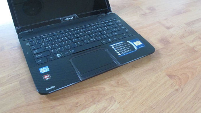 Toshiba Satellite L840-1022X สีดำ  รูปที่ 6