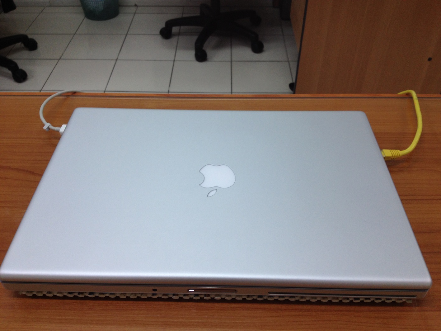 ขาย MacBook pro 15