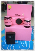 ขายกล้อง Nikon1 J1 สีชมพู อุปกรณ์ครบ แถมกระเป๋า และ ประกันอีก 2 ปี