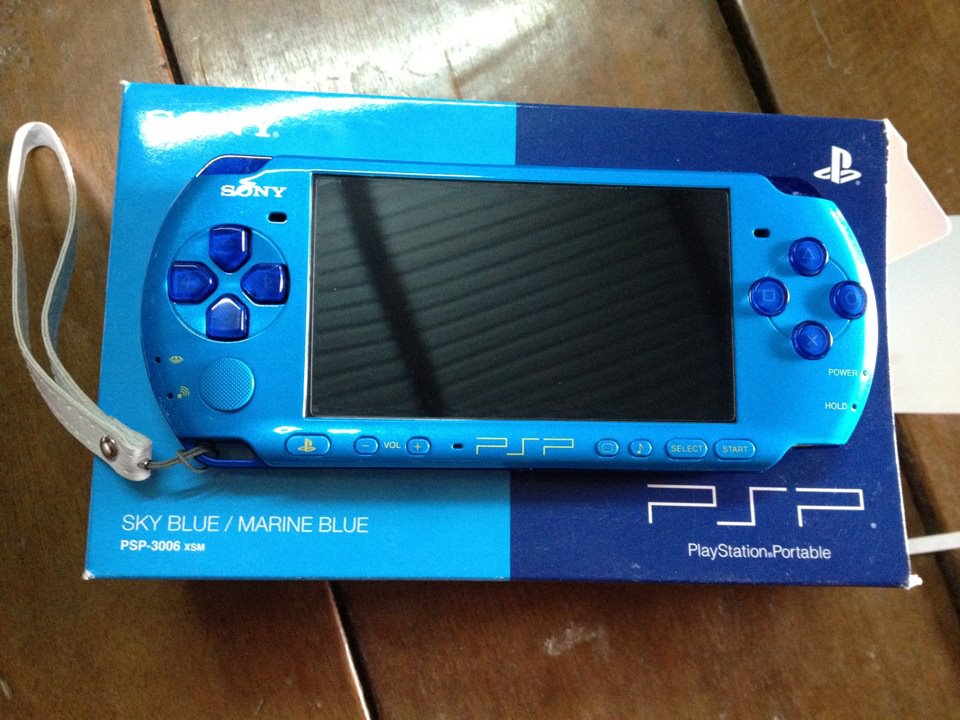 ขาย PSP3000 แปลงเล่นก๊อปปี้ไฟล์ ISO , CSO ได้สมบูรณ์ 100% เล่นเกม ดูหนัง ฟังเพลง เล่นอินเตอร์เนต (ประกันเหลืออัก 10 เดือนคับ) ลดดายคับ รูปที่ 3