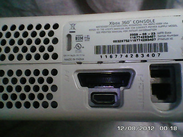 ขายXBOX360ตัวอ้วน/แถมเกมส์5เกมส์/Joy Wireless1อันครบชุด รูปที่ 3