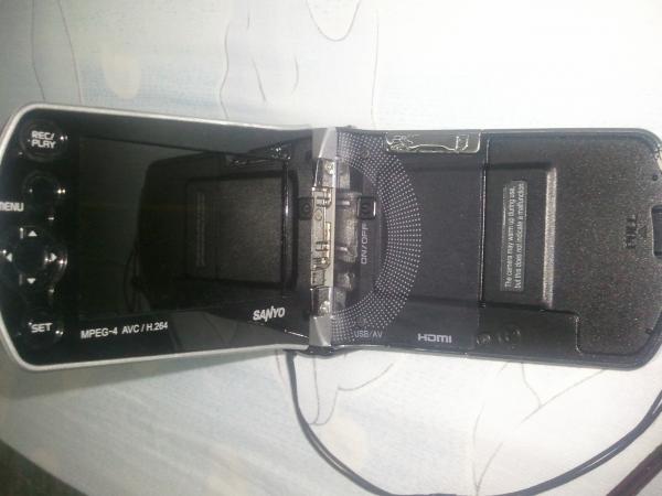 ขายกล้องวิดีโอ Sanyo CS1 Full HD สีบรอนซ์ สภาพ97% รูปที่ 3