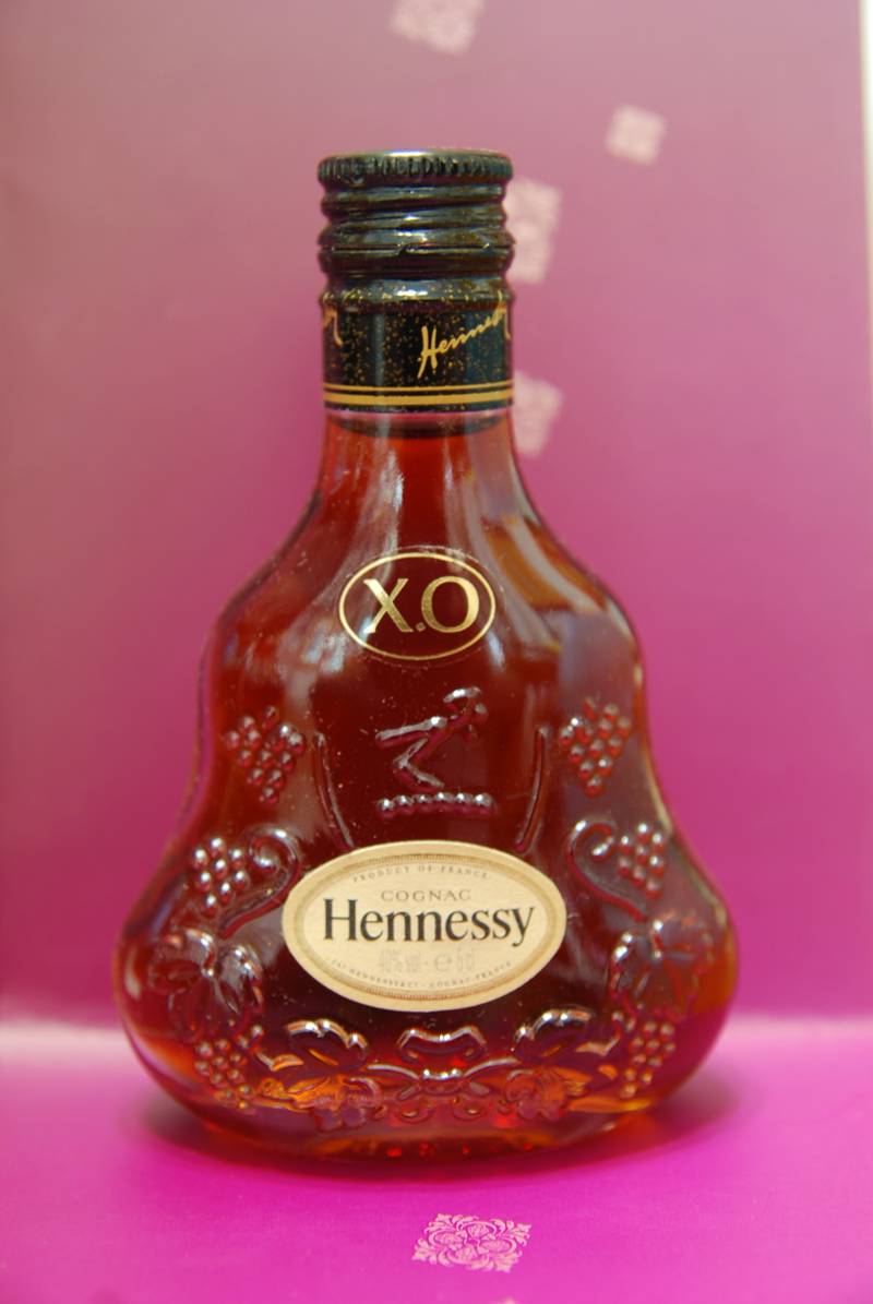 จำหน่ายเหล้าขวดเล็ก Hennessy X.O. Cognac 5 Cl. , Remy Martin X.O. Cognac 5 Cl. ครับ รูปที่ 1