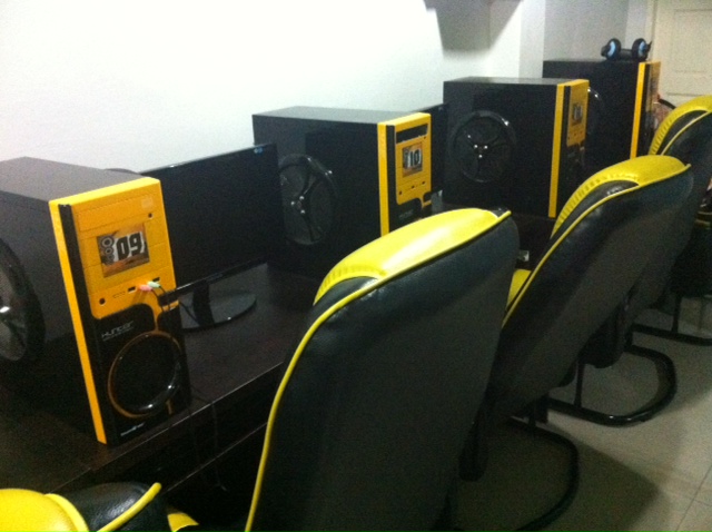 ขายด่วน!!! คอมพิวเตอร์ร้านเกมส์ สเป็คเทพ ราคาถูกสุดๆ มี15เครื่อง รูปที่ 2
