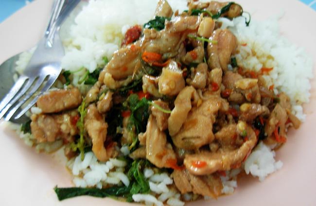 ก๋วยเตี๋ยว ข้าวราดแกง ร้านพี่วรรณ โคราช  รูปที่ 3