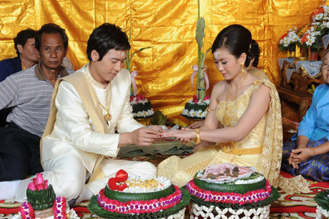 รับออกแบบงานแต่งงาน จัดสถานที่ ดูแลพีธีการเช้า-พิธีเย็น ครบวงจรเราจัดให้คุณในสไตล์ที่คุณต้องการค่ะ ติดต่อสอบถามได้ที่ 089-8558910, 083-5755738 (กี้) สอบถามได้ค่ะ รูปที่ 3