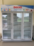 ขาย ตู้แช่เย็นกระจก 3 ประตู ยี่ห้อ SANYO รุ่น SBC-3DB (54.6 คิว)