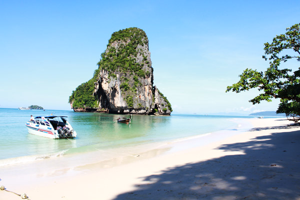 ท่องทะเลกระบี่ 4 เกาะ ชมทะเลแหวกโดยเรือเร็ว รูปที่ 4