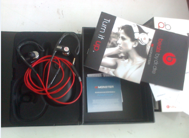 ต้องการขายหูฟัง monster รุ่น power beats by Dr. Dre เกรด AAA รูปที่ 3