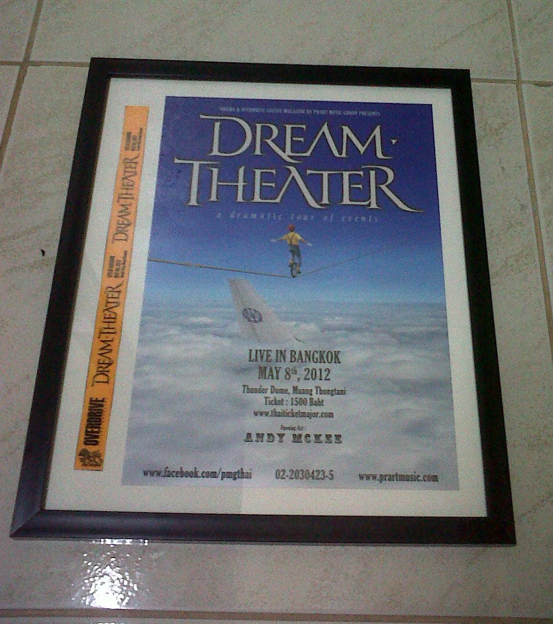 Poster A4 พร้อม Richband งานคอนเสิร์ต DreamTheater live in bangkok A Dramatic Tour of Events อัดลงกรอบอย่างดี รูปที่ 1