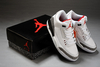 รูปย่อ Nike jordan 3//ราคา 4000 นะครับ มี 8-10-11-12-13 us สนใจสั่งซื้อได้สินค้าจากช๊อป USA รูปที่3