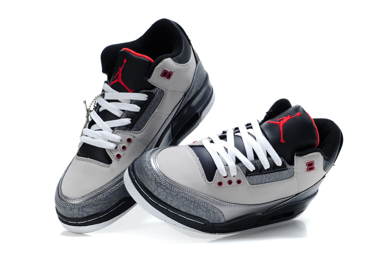 Nike jordan 3//ราคา 4000 นะครับ มี 8-10-11-12-13 us สนใจสั่งซื้อได้สินค้าจากช๊อป USA รูปที่ 1