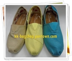 ขายกระเป๋าแบรนด์เนม  รองเท้า crocs fitflop TOMS และสินค้าอีกมากมาย รูปที่ 3