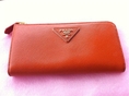 กระเป่าสตางค์ Prada saffiano wallet orange
