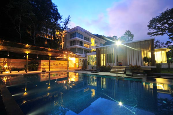 Phuket Resort Pround to present The Best Resort in Phuket รูปที่ 1