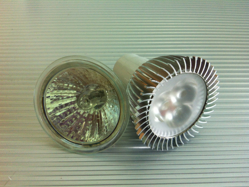 ขาย หลอด Halogen MR16 3Watt LED 220V triac dimming. รูปที่ 1