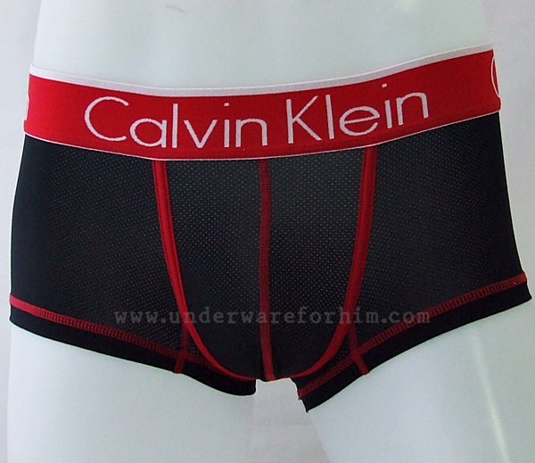 กางเกงในชาย Calvin Klein Boxer Briefs : สีดำ แถบสีแดงCK รูปที่ 1