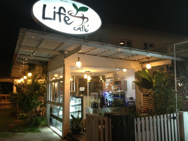 ขายกิจการร้านกาแฟ ที่หัวหิน ร้าน Life cafe ติด โกลเด้นเพลส ร้านสวยทำเลดี เค้กและกาแฟ อร่อย รูปที่ 1