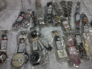 ขายนาฬิกาแฟชั่น PLAY BOY ของแท้ ลดราคา 30 - 50 % รูปที่ 6